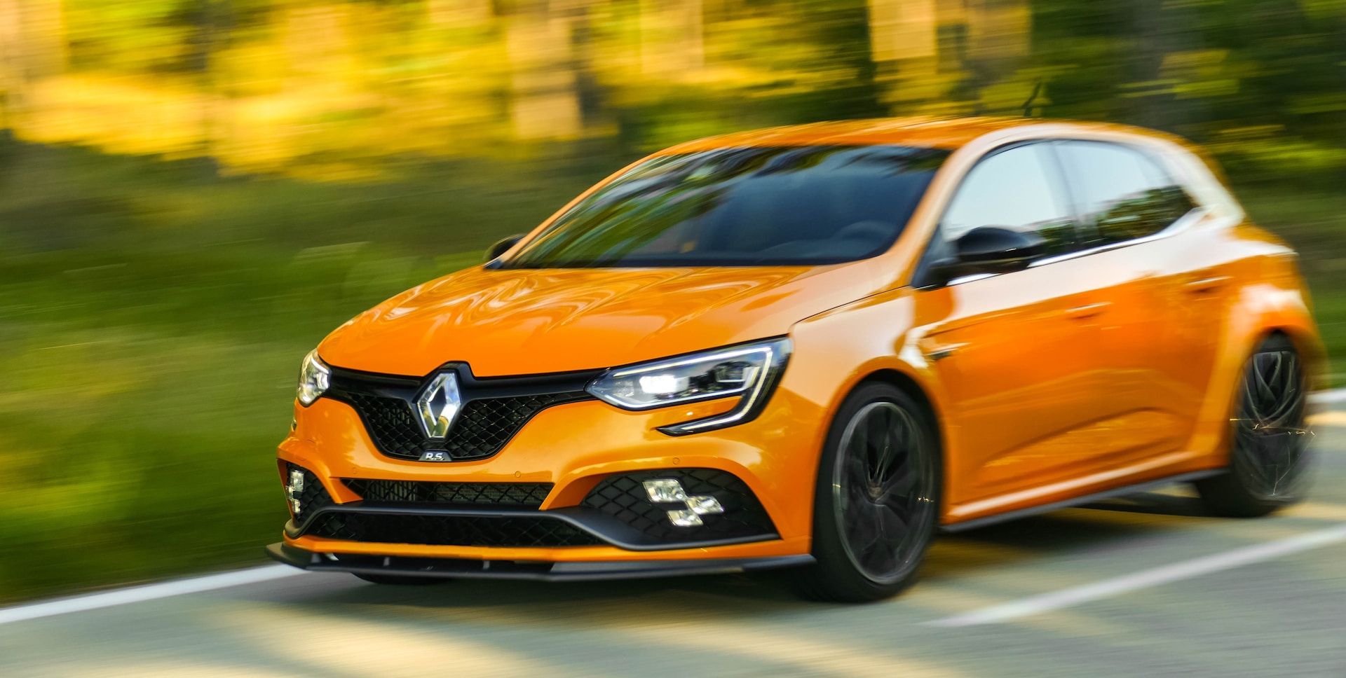 Renault guarda al futuro con il nuovo Duster e saluta la Twingo: un cambio di passo