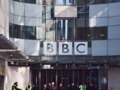 Liza Tarbuck di BBC Radio 2 lascia lo spettacolo di sabato con un messaggio emozionante per i fan