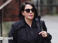 I suggerimenti sulla gravidanza di Frost provengono da una “buona fonte”, cube alla corte l’ex giornalista del Mail