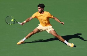 La serie di 16 vittorie consecutive di Carlos Alcaraz è stata interrotta da Daniil Medvedev nella semifinale di Indian Wells