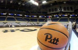 Pitt assume Robin Concord di Charleston come capo allenatore