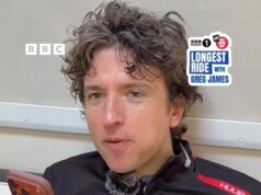 Greg James condivide una chiamata emotiva con sua madre in cui le cube di “dire a papà che il principe William period sul retro della moto e che non ho ucciso il futuro re” dopo aver ammesso di aver “mascherato le sue emozioni” per l’ictus di suo padre