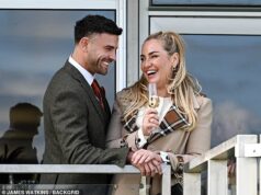 La verità sulla “nuova storia d’amore” di Josie Gibson quando viene rivelato che il “maniscalco più attractive del mondo” con cui è stata vista flirtare è fidanzato con la madre di suo figlio