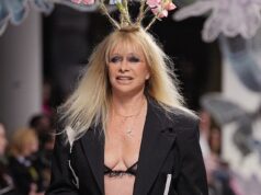 Jo Wooden, 71 anni, rivela cosa mangia per mantenere la sua figura snella, inclusa una tavoletta di cioccolato al giorno