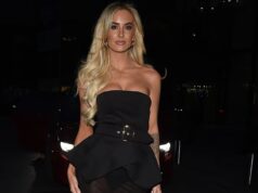 La star di Traitors Leanne Quigley fa girare la testa con un abito nero semitrasparente senza spalline mentre arriva ai Gaydio Awards di Manchester