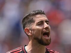 L’ex stella dell’Arsenal e del Chelsea attacca Chappell Roan per aver insultato la guardia di sicurezza contro la figlia di 11 anni