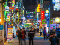 I mercati asiatici sono pronti a riprendersi dopo il forte sell-off; gli investitori guardano le “due sessioni” della Cina