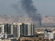 Aggiornamenti in tempo reale sulle notizie di guerra USA-Israele-Iran: i siti energetici del Golfo continuano a essere presi di mira; La principale raffineria di petrolio del Kuwait colpita nuovamente da un drone iraniano