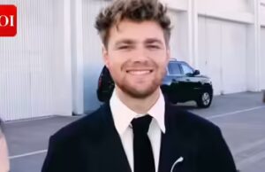 Alex Warren parla del momento che gli ha fatto sentire che la sua carriera period finita