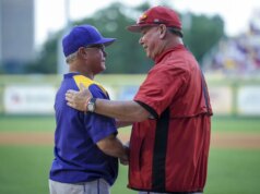 La Carolina del Sud si separa dall’ex allenatore di baseball della LSU Paul Mainieri