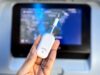 Questo dongle wi-fi virale ti consente di condividere il tuo audio durante un volo: come funziona