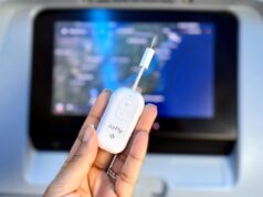 Questo dongle wi-fi virale ti consente di condividere il tuo audio durante un volo: come funziona