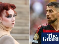 Chappell Roan risponde alle critiche del calciatore Jorginho dopo l’incidente con la sicurezza