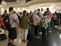 CBS Information si unisce alle linee TSA nei 2 principali aeroporti per tenere traccia dei tempi di attesa