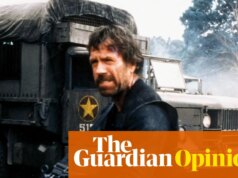 Chuck Norris period il re spaccone dei competition VHS del venerdì sera degli anni ’80