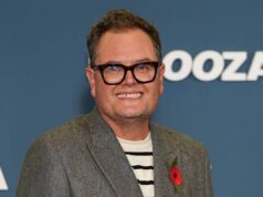 Alan Carr rivela di aver “veramente” acquistato un castello per il nuovo spettacolo Disney+