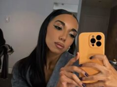 I fan rispondono rigorosamente mentre Michelle Tsiakkas parla dell’uscita dopo 4 anni