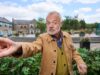 Primo sguardo alla nuova serie ITV The Neighborhood con Graham Norton