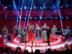 Davina McCall rivela che il totale del Pink Nostril Day ha superato i 30 milioni di sterline durante il Comedian Reduction