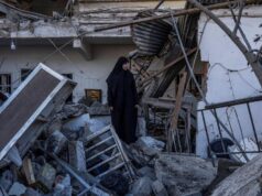 Guerra Iran-Israele IN DIRETTA: incendio all’aeroporto del Kuwait dopo che i droni hanno colpito il serbatoio del carburante