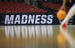 Una squadra per ciascuna linea di testa con le migliori possibilità di avanzare nel torneo