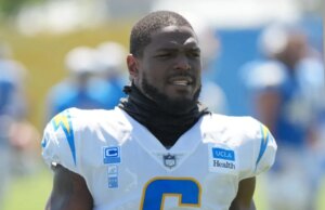Report: I Chargers firmeranno nuovamente LB Denzel Perryman con un contratto di un anno