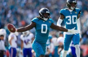 Report: I Panthers fanno grandi mosse, ingaggiando Devin Lloyd e Jaelen Phillips