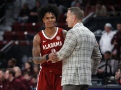 Rapporto: Aden Holloway dell’Alabama trovato con 2,1 libbre di erba
