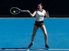 Elsa Jacquemot tira fuori uno stretto tre set per dare il through al Miami Open