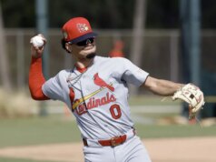 Abbracciando il movimento giovanile, i Cardinals si preparano per la prima partita contro Rays