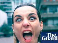 “Non avevo mai sentito qualcosa di così arrabbiato e femminile”: la playlist onesta di Jehnny Beth