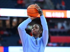 Caleb Wilson della Carolina del Nord ha terminato la stagione con un infortunio al pollice