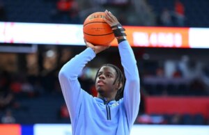 Caleb Wilson della Carolina del Nord ha terminato la stagione con un infortunio al pollice