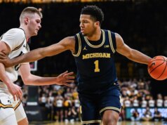 Il numero 3 del Michigan supera l’Iowa per rimanere imbattuto nel gioco Large Ten