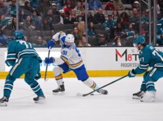 I Blues superano gli Sharks sul purpose OT di Robert Thomas