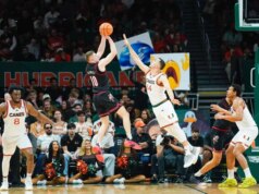Louisville resiste e sconvolge la numero 22 di Miami