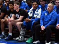 Decisione di Caleb Foster durante la partita di Duke contro St. John’s