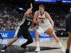 Inseguendo il terzo posto in Occidente, i Nuggets scrutano i Sixers in difficoltà