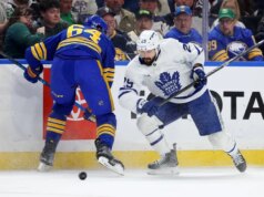 Lo sforzo dei Maple Leafs di riorganizzarsi continua contro gli Islanders