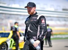 I compagni di squadra Tyler Reddick e Bubba Wallace si qualificano 1-2 a Darlington