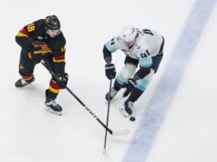 Bobby McMann raccoglie 3 punti all’esordio ritardato, Kraken batte Canucks