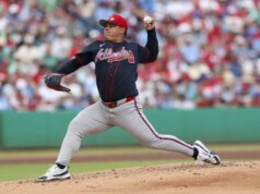 Colpire continua a essere un problema per gli A contro i Braves forti nel lancio