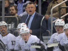 I re visitano Flames lottando per tenere il passo in Occidente