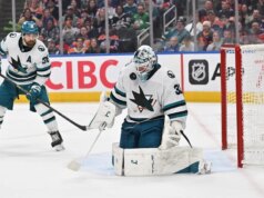 Gli Slumping Sharks complottano per porre high quality al successo su strada di Sabres