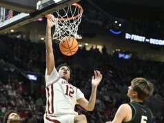 La festa delle schiacciate alimenta la vittoria unilaterale n. 4 dell’Arkansas sulle Hawaii