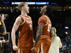 Il numero 2 Purdue sarà il prossimo a sorprendere il Texas nella corsa alle semifinali della regione occidentale