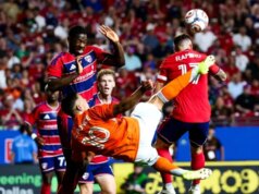 L’FC Dallas sopravvive a Houston vincendo nel finale nella rissa in Texas