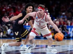 Il numero 4 del Nebraska sopravvive al numero 5 Vandy sul vincitore in ritardo di Braden Frager