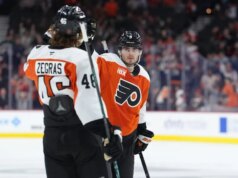 La spinta ai playoff dei Flyers ha bisogno di una vittoria casalinga contro i Blackhawks