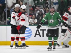 I Devils segnano 4 purpose sui primi 5 tiri, tengono a bada le Stars
